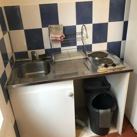 شقة Magalas Studio *