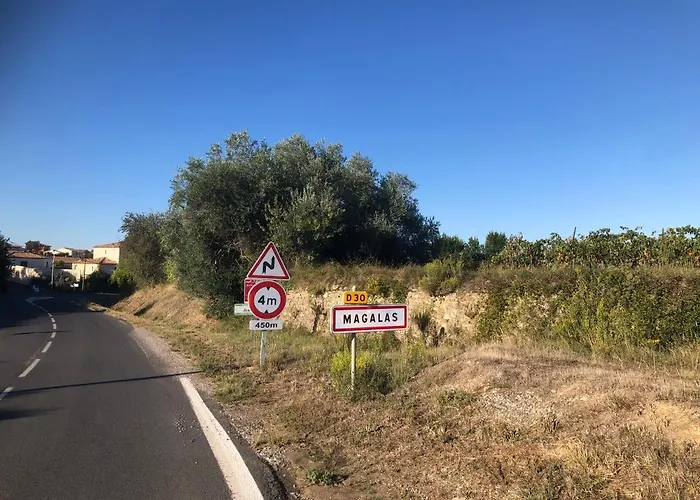 Apartment Magalas Studio Magalas